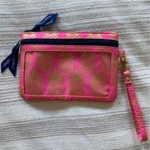 Simply Southern Hot Pink and Gold Pineapple Clutch